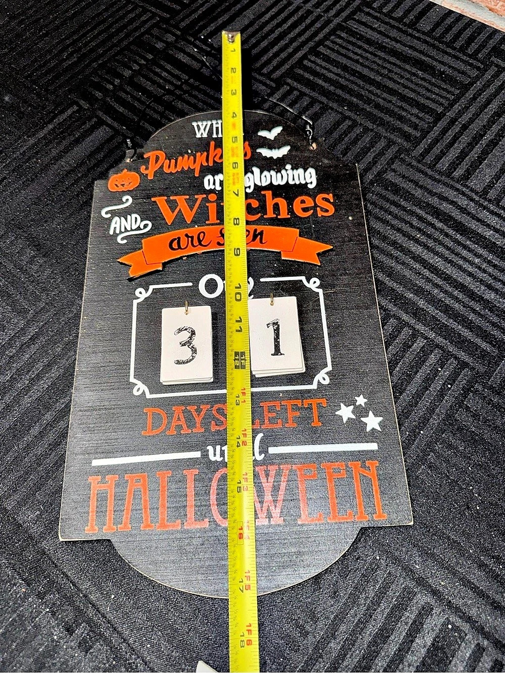 Halloween Countdown Sign - Picture 3 of 5